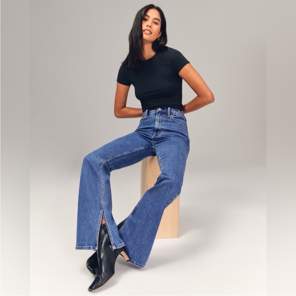 Abercrombie & Fitch the Vintage Flare High Rise Vent Hem Jeans Sz 28/6